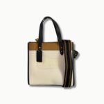 Cartera Coach