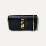 Cartera Fendi