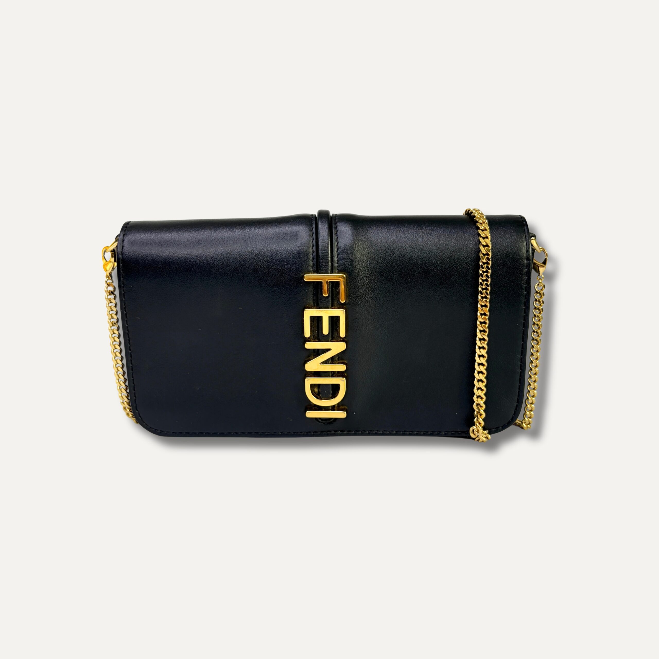 3 Cartera Fendi - Imagen 1