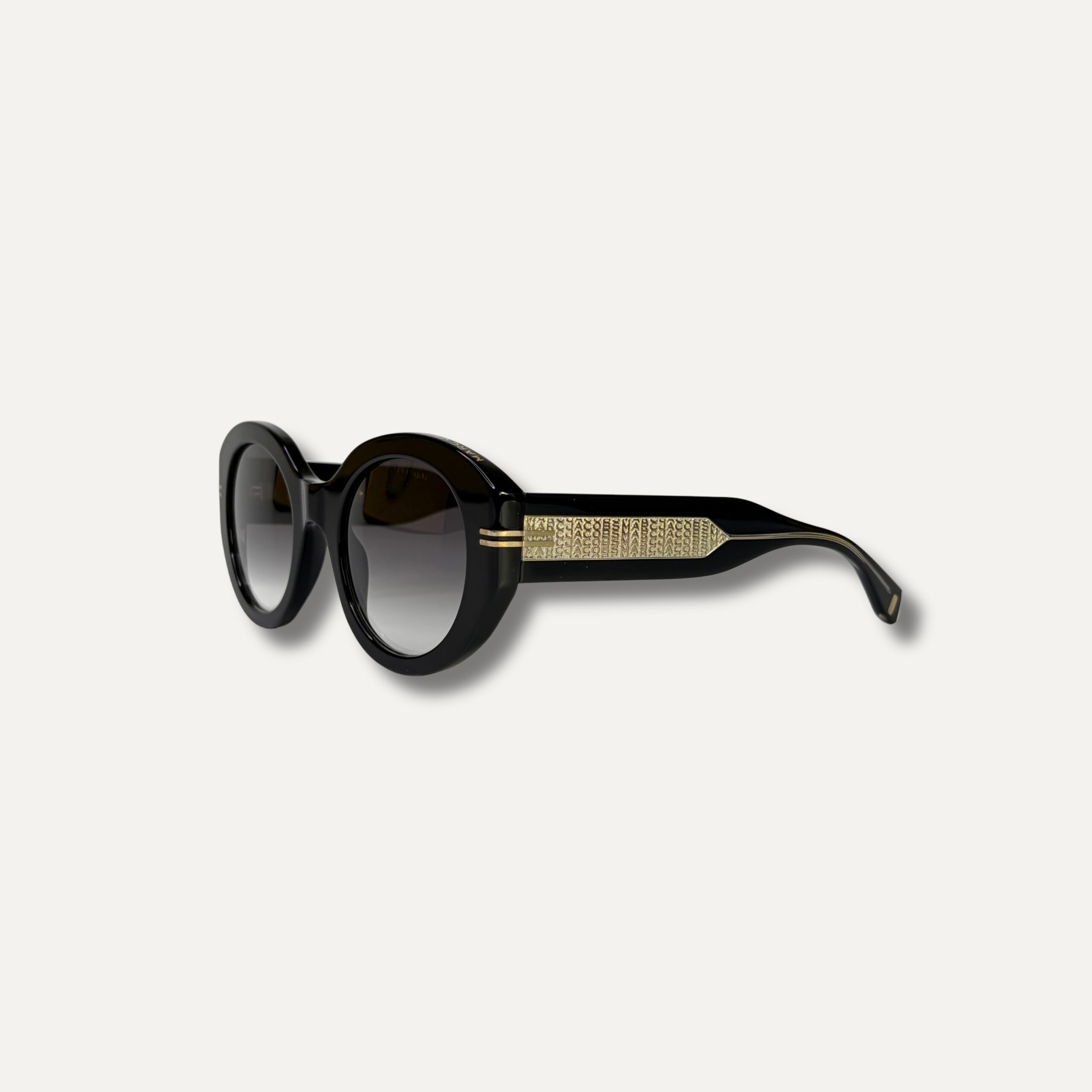 Portadas - 2026-10-16T110145.160 Lentes de sol Marc Jacobs - Imagen 1